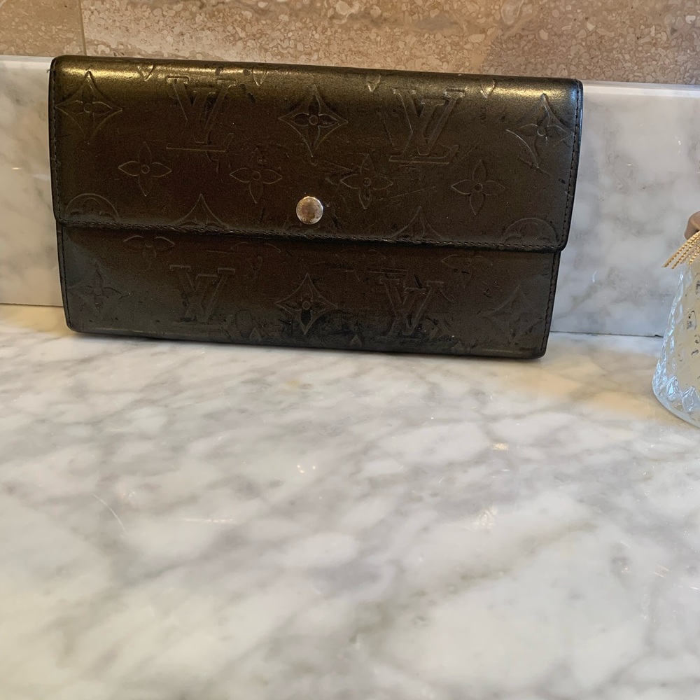 Louis Vuitton Dark Monogram Wallet - Picture 4 of 16